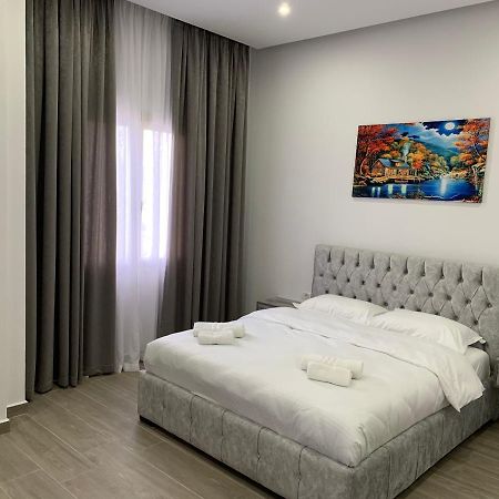 Shijak Hotel Restaurant Deso מראה חיצוני תמונה