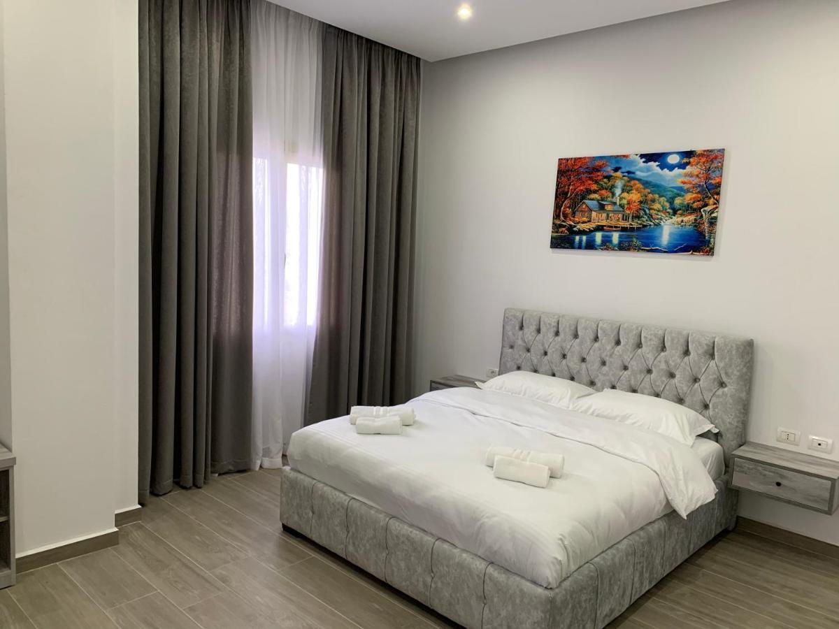 Shijak Hotel Restaurant Deso מראה חיצוני תמונה