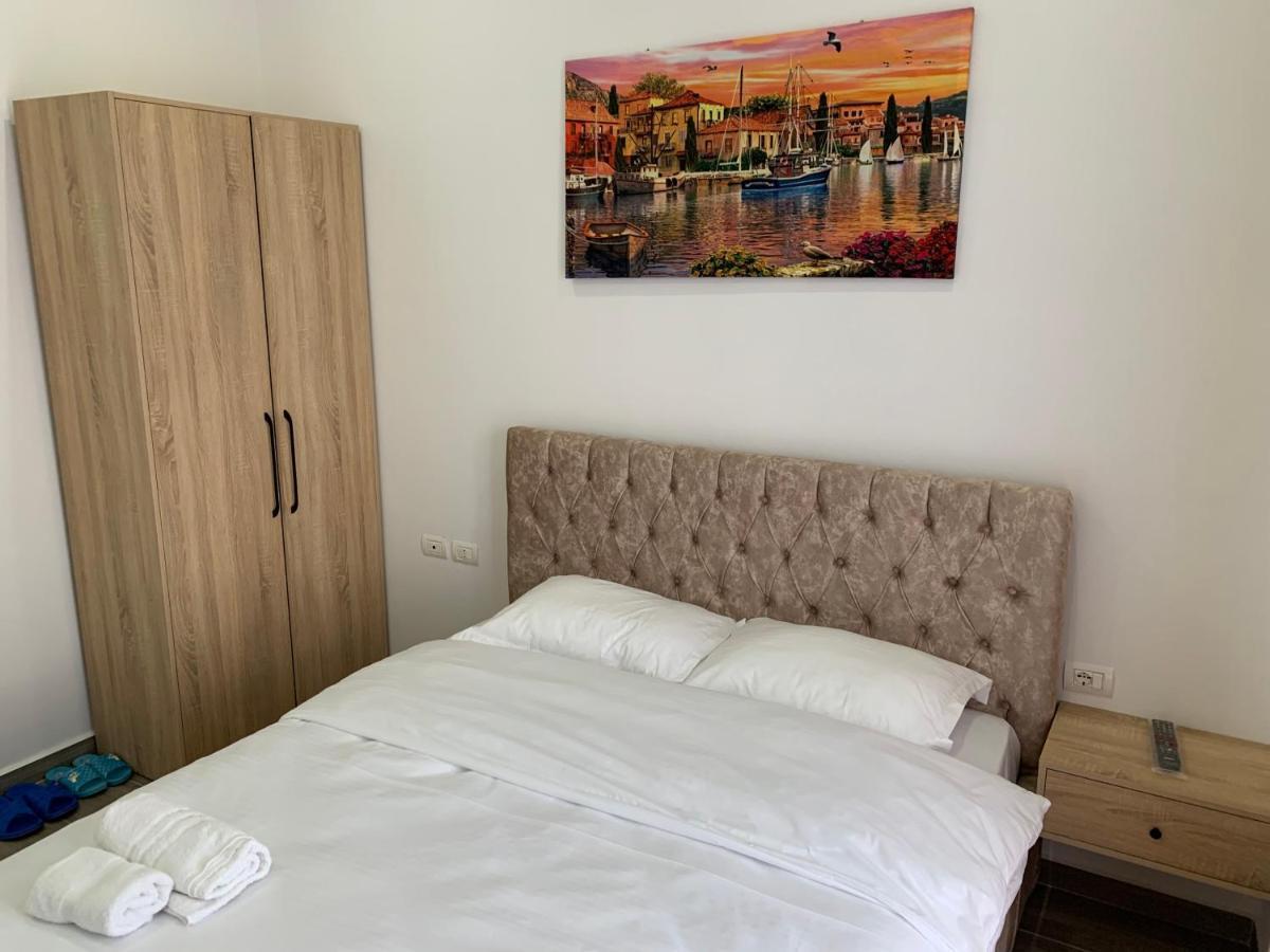Shijak Hotel Restaurant Deso מראה חיצוני תמונה