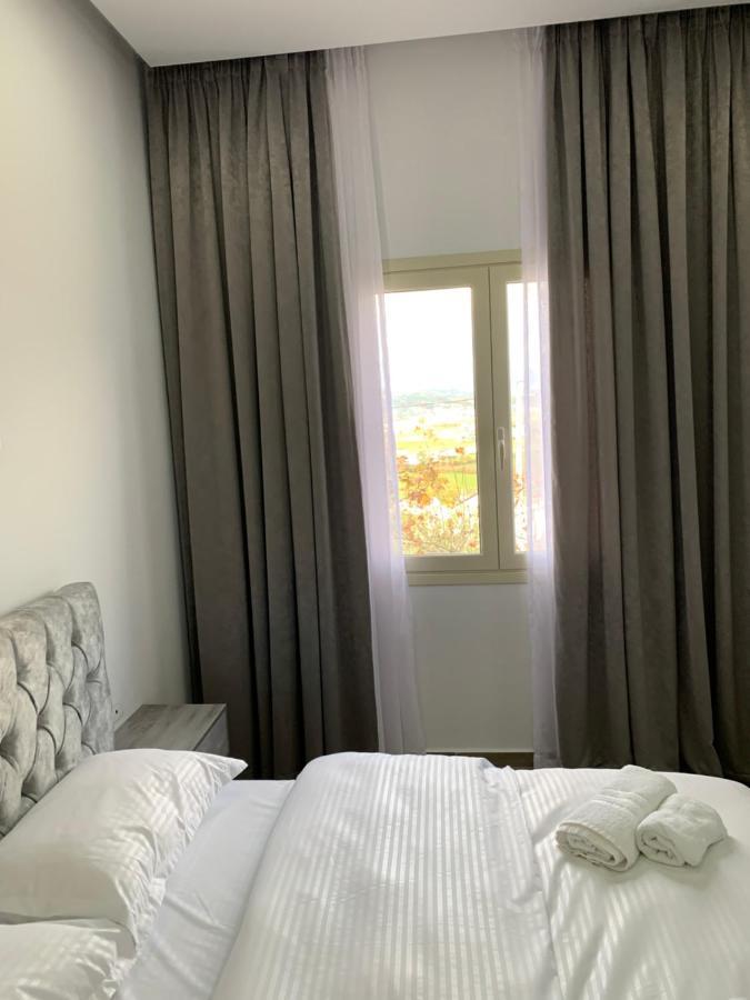 Shijak Hotel Restaurant Deso מראה חיצוני תמונה